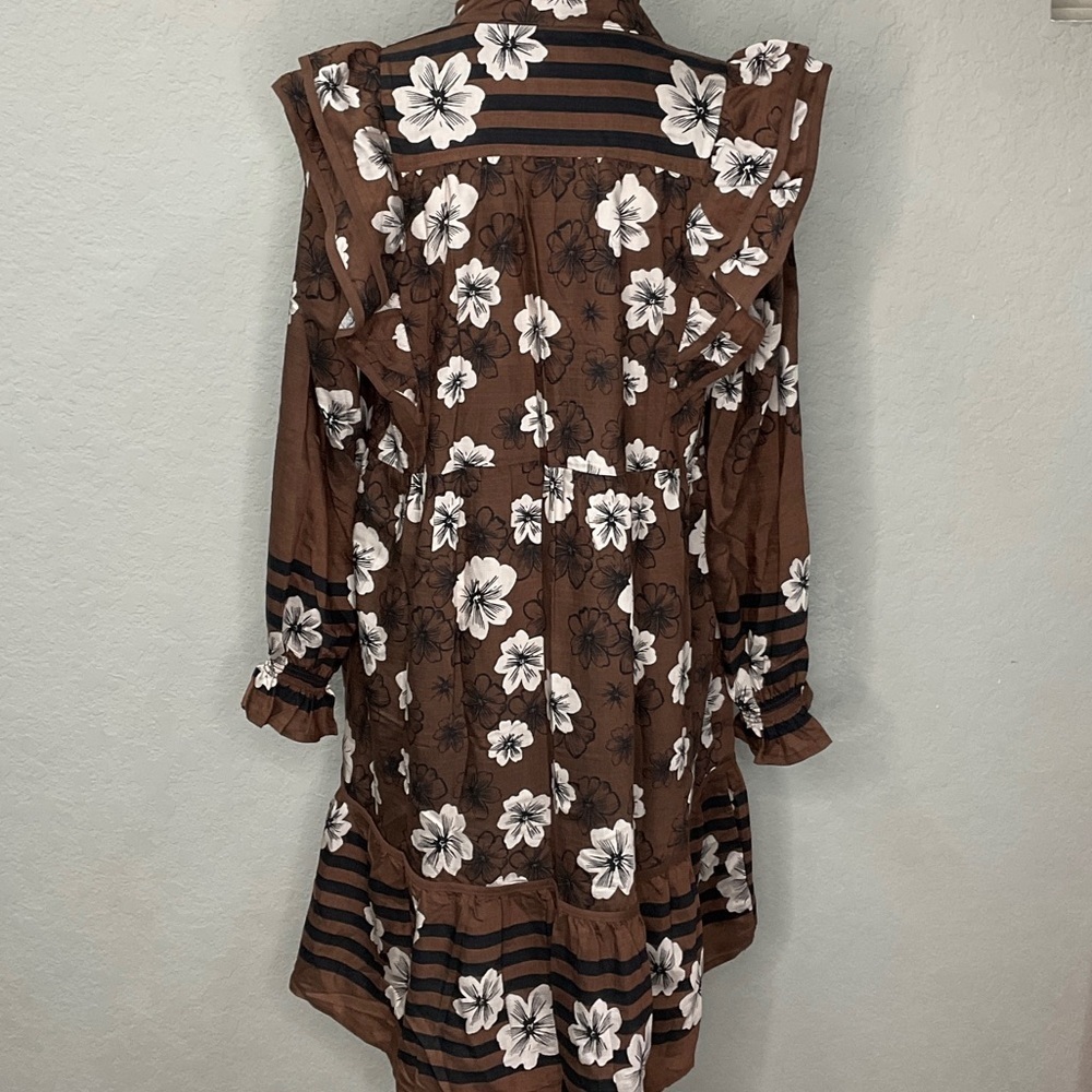 456 - Umgee NWT Brown and Black Floral Long Sleeve Dress, Size Small - Large - Picture 4 of 5